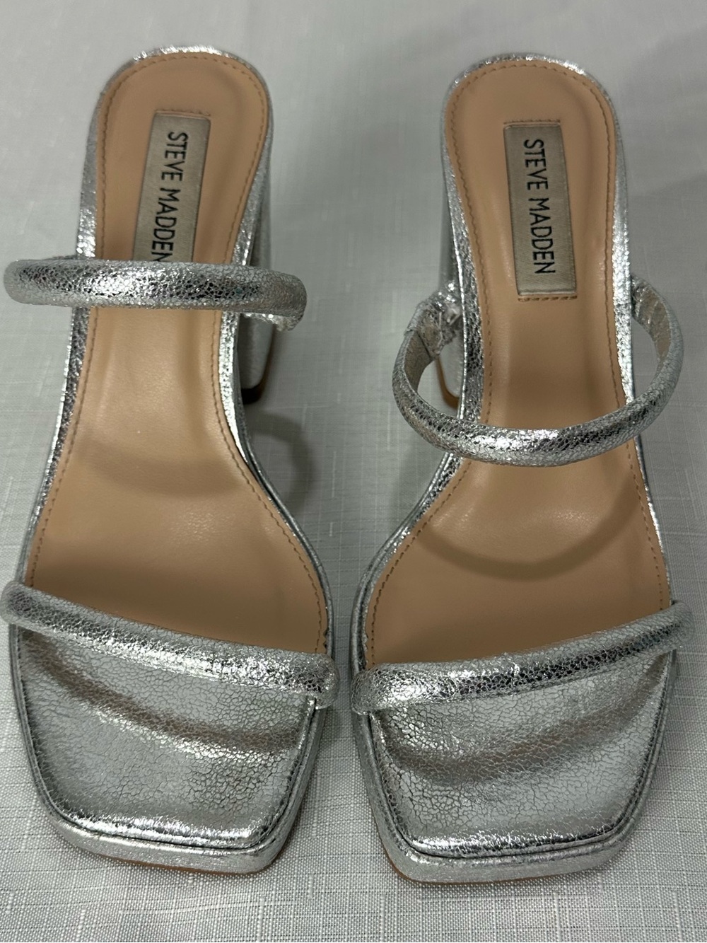 Steve Madden Silver Sandals Size 6M